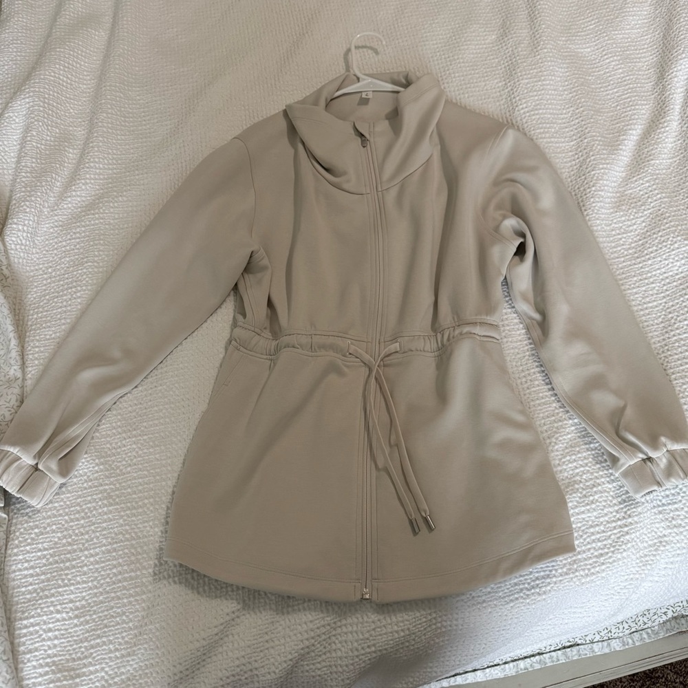 Lululemon Softstreme Cinch-Waist Jacket